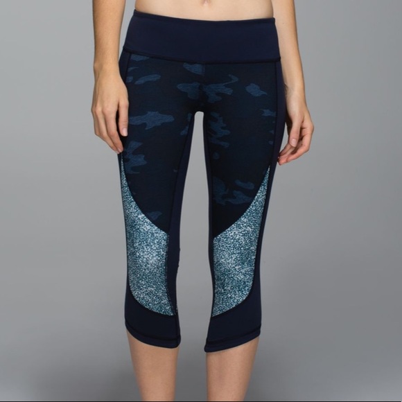 Lululemon Wunder under crop full-on luon blue camo